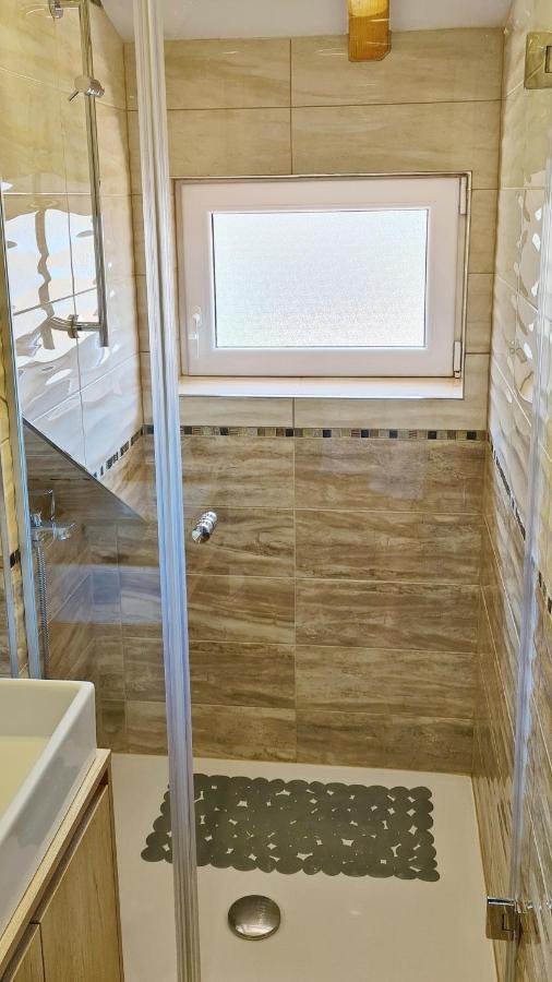 Attic Split Apartment Near City Centre Экстерьер фото