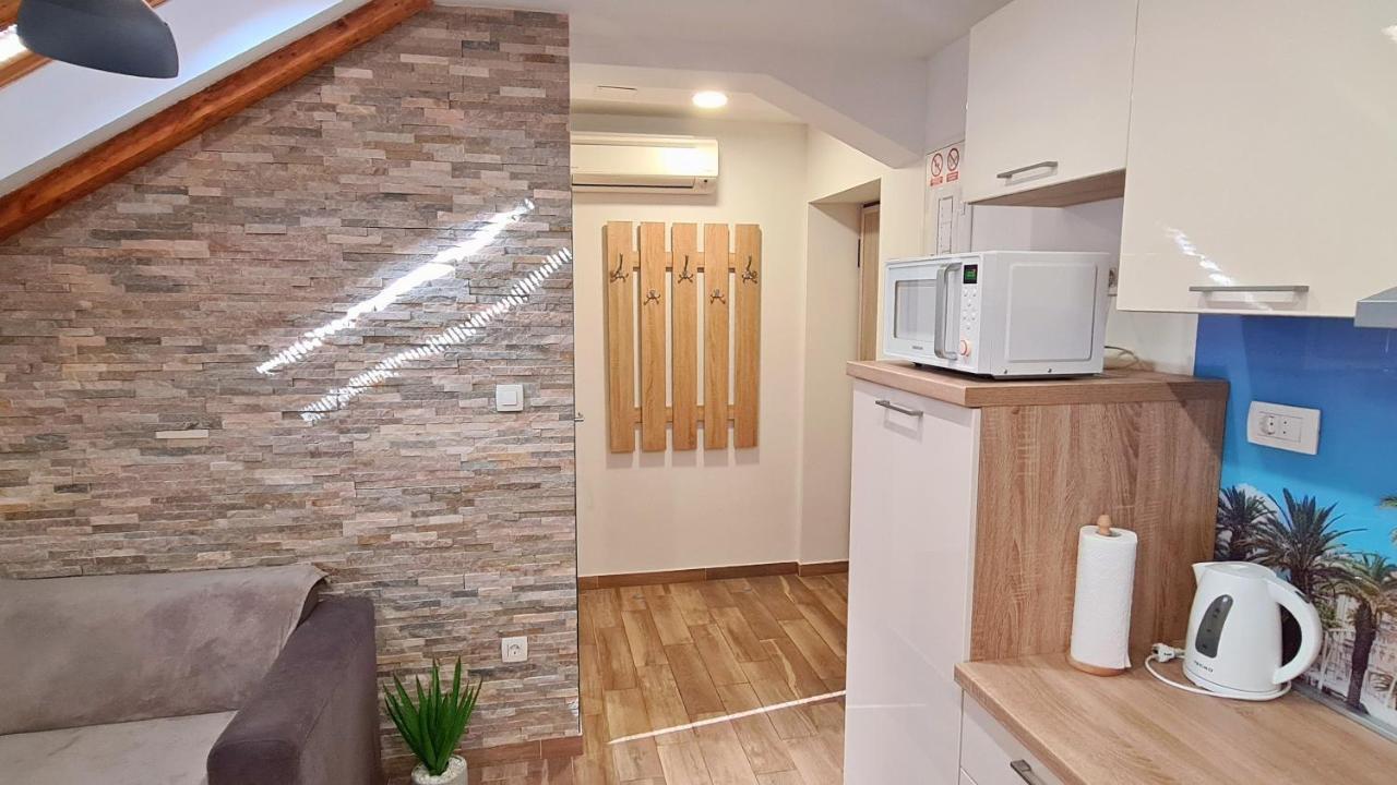Attic Split Apartment Near City Centre Экстерьер фото