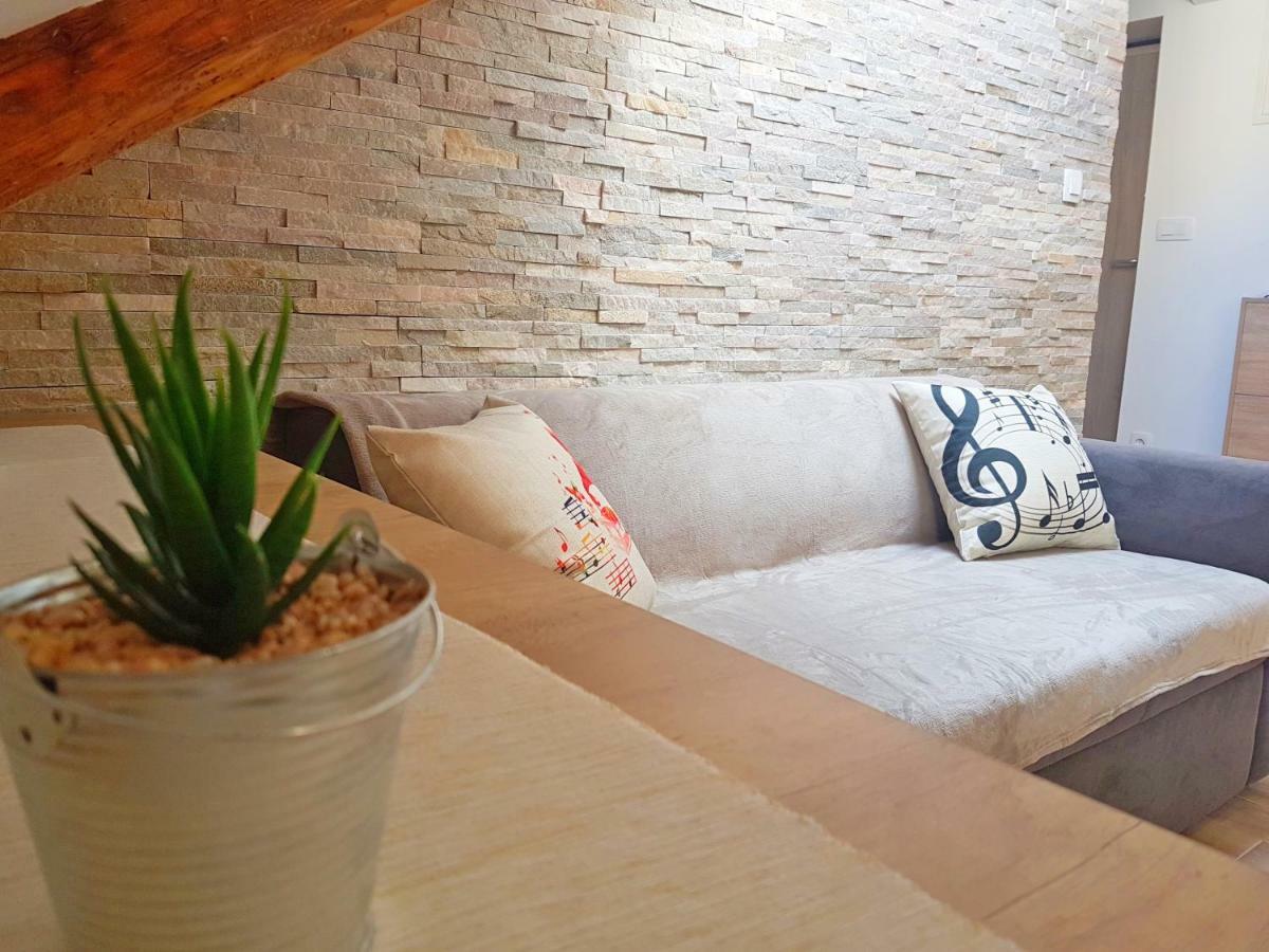 Attic Split Apartment Near City Centre Экстерьер фото
