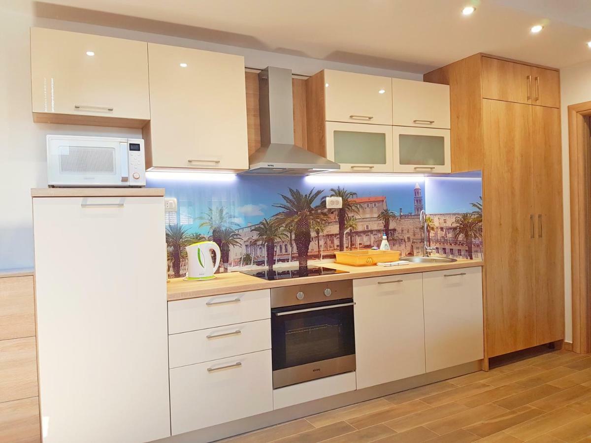Attic Split Apartment Near City Centre Экстерьер фото